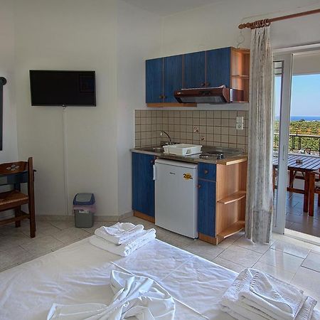 Pinelopi Apartments เยโอริยิอูโปลิส ภายนอก รูปภาพ