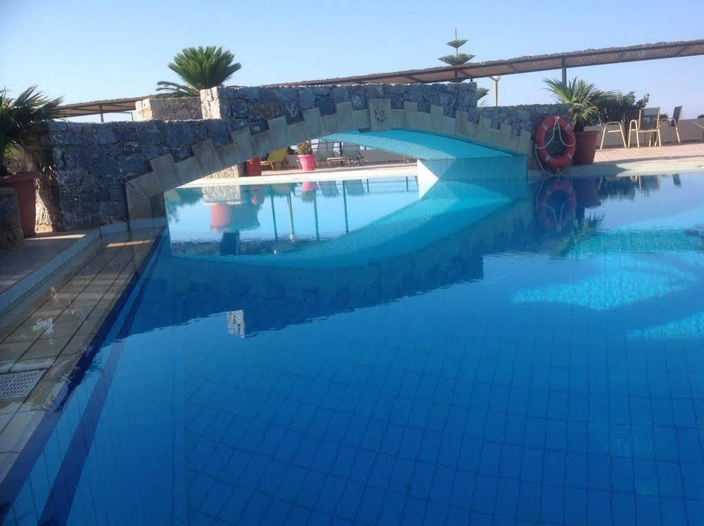 Pinelopi Apartments เยโอริยิอูโปลิส ภายนอก รูปภาพ