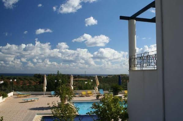 Pinelopi Apartments เยโอริยิอูโปลิส ภายนอก รูปภาพ